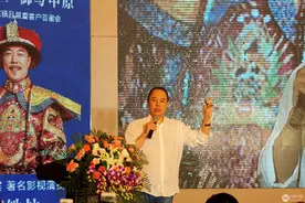 “皇帝专业户”张铁林，27岁混血儿女儿首亮相，惊艳众人图片