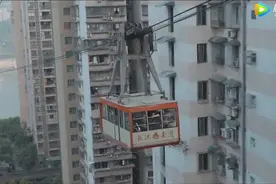 去了重庆才知道，2路汽车真的停在八楼图片