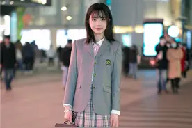 秋冬，学会这几种“丝袜”穿法，让你告别廉价臃肿感，穿出好气质图片