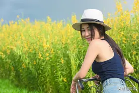 再婚后，她总在算经济账，私心太重图片