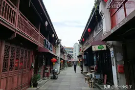 去老城区的街街巷巷，看鲜活的历史图片