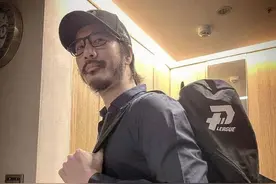 44岁王力宏近照大变样！满脸胡须嘴唇无血色，网友：不会吓到娃？图片