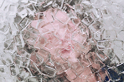 10000个透气孔把汗液治得服服帖帖？这款冰肤抗菌T恤定价真国货