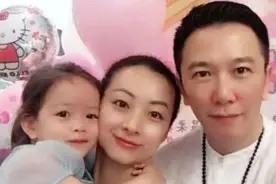 1997年香港回归，大喊“我终于有国家了”的温兆伦，如今怎么样了图片