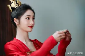 《两世欢》原清离，《大唐女法医》冉颜，红衣出嫁造型美艳动人图片