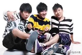 花儿乐队重组，却没有大张伟，当年他们为什么解散？图片