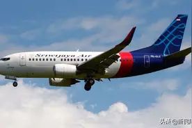 印尼坠海失事航班，曾飞出一道诡异的航迹图片