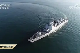 竟敢来南海搅局，美国伯克2A型导弹驱逐舰究竟比052D强在哪图片