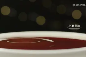 《风味人间2》中的科学——拌菜吃的芝麻酱，能不能洗出香油来？图片
