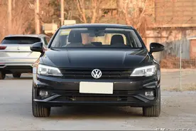 大众凌度价格“跳水”，1.4T降到10万内，销量不如速腾零头图片