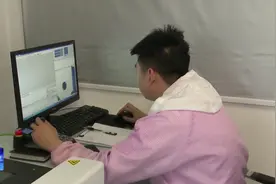 威海南海新区：破解企业瓶颈制约，助力产品如期上市图片