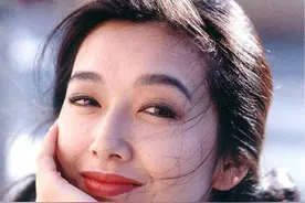 “老戏骨”江珊：带女儿和“靳东”谈恋爱，5段情史风流不减当年图片