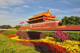 火红的党旗，作者：秋葵图片