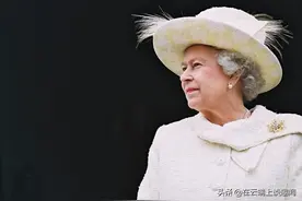 英国女王和蜥蜴人有何关系？有关于伊丽莎白二世那些古怪的阴谋论图片
