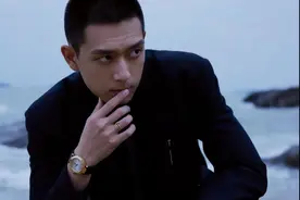 金鸡红毯：佟丽娅惊艳，李现大平头夺目，王大陆实在太抢镜图片