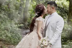黑涩会美眉丫头首曝婚纱照，和未婚夫森林甜蜜亲吻图片