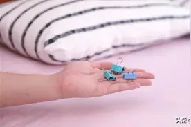 在床上放2个燕尾夹，家里人见了都夸聪明，早上起床真省事，学学图片