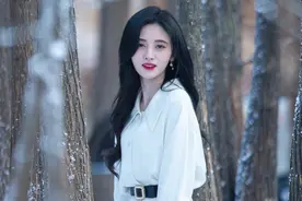 鞠婧祎《满月之下》路透照，颧骨突出面部凹陷，始终不敢露出右脸图片