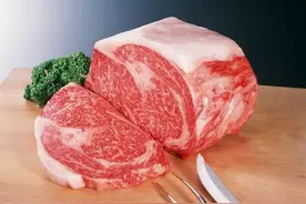 你还在减肥吗？长期不吃肉, 人会变得怎么样?图片