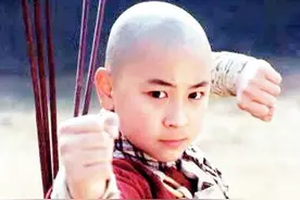 昔日童星圆圆，985高校学历，因无法过正常人生活，重返演艺圈图片