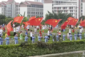 广西民族师范学院举办第五届中国壮乡三月三校园民族文化艺术节图片