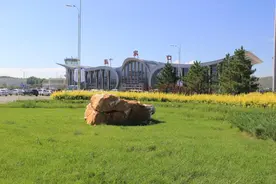 5月3日起，张家口宁远机场执行夏航季航班计划 周航班起降将达126架次图片