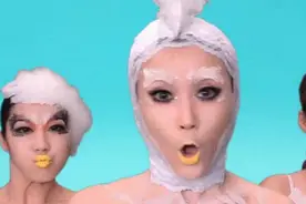 “神曲天后”王蓉：花50万整容，被传患精神病的她，近况堪忧图片