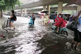 世界降雨量创记录的地方，都在哪里？图片
