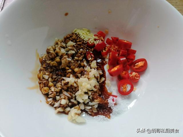 它是“氨基酸”含量最高的蔬菜，平时不多见遇到别错过，营养极高