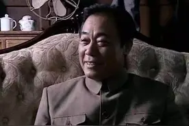 潜伏：一个吴敬中毁了天津站，一群吴敬中毁了国民党图片