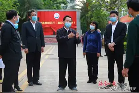 刘赐贵在海口部分学校调研检查复学复课工作图片