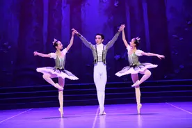 “仙女”“王子”们每天在做什么？走，“云”上逛辽芭图片