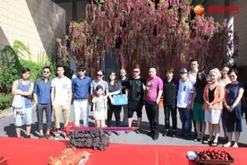 回忆杀！《古剑奇谭》开机旧照，杨幂李易峰陈伟霆热巴同框图片