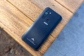 军工强悍 AGM X5三防户外5G手机“虐机”狂魔上线图片