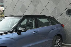 这辆冠道来了，专治各种不服图片