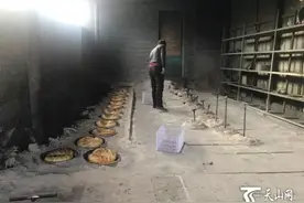 一代人的舌尖美食记忆：奇台最后的古法地锅烤制烧壳子图片