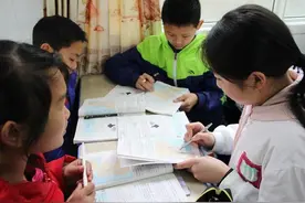 为什么现在家长越关心孩子，孩子的成绩越差，原因有这3点图片