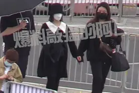 谢娜挺二胎孕肚现身深圳，老公张杰一起同行，疑似到境外安胎生子图片