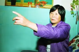 1973年，女英雄为救人徒手打死金钱豹，很风光，晚年却说：我错了图片