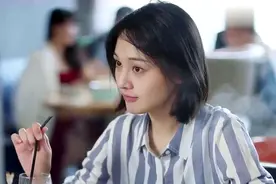 郑爽再度更改账号头像，黑白风格的图片惹粉丝担忧！网友：快换掉图片