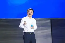 辽宁首富诞生记：40岁创业，72岁赚得450亿元身家，第八次登顶图片