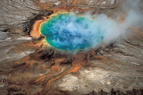 我想大多数人都听说过黄石国家公园超级火山吧,但你知道,一旦它爆发了