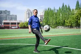 沪上足坛“老克勒”之李中华，昔日上海滩第一边锋图片