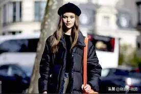 这才是中年妈妈该有的穿搭！长羽绒服+直筒裤，御寒减龄，很气质图片