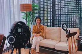 独家：“双播”艺考没头绪？我们为你找来了中传双语播音的师姐图片