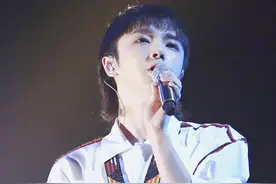 一花一世界之花花13：华晨宇让我看到自己的《微光》图片