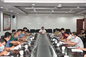 南宁市：有序设置临时摊点摊区、规范马路市场等措施正在研究中图片