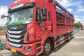 眼看4米2无路可走，他选择了增驾图片