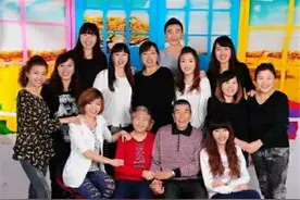为了能有个儿子，夫妇俩一连生下11个女儿，如今现状令人唏嘘图片