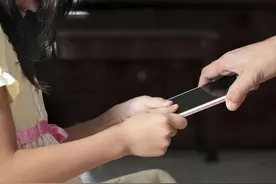孩子有没有偷看不良网站，家长留意手机上这些痕迹，一抓一个准图片